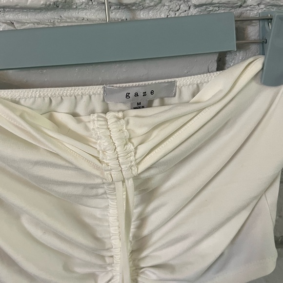 ☁️ Halter / Crop Top ☁️ GAZE halter neck tube top adjustable front tie cinch - Picture 3 of 4